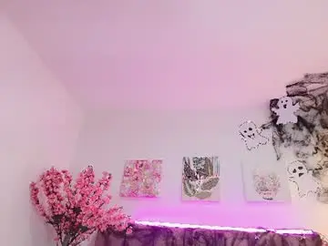Melannyy__  live sex cam