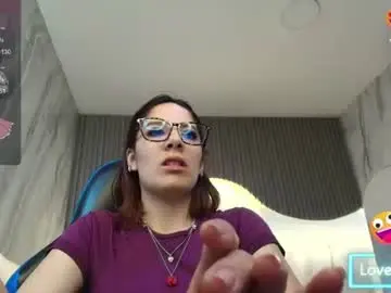 Nadia_r_  live sex cam