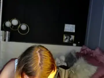 Nicole_pinky  live sex cam