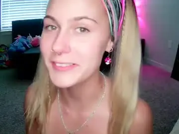 Shyy_petitebaby  live sex cam