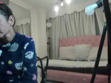 Victoria__grey_  live sex cam