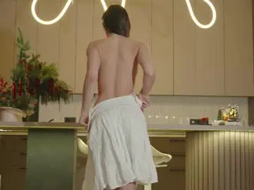 Whisper_of_love  live sex cam