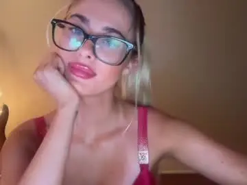 Whoiscassie  live sex cam