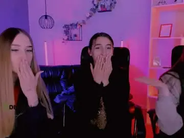 _mila_fire  live sex cam