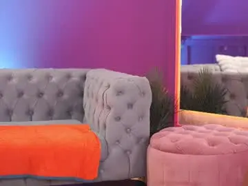 Kiaraconti  live sex cam