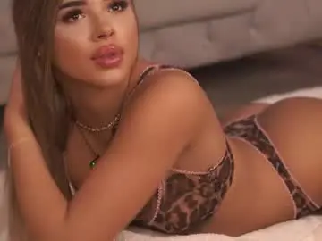 Kiaraconti  live sex cam