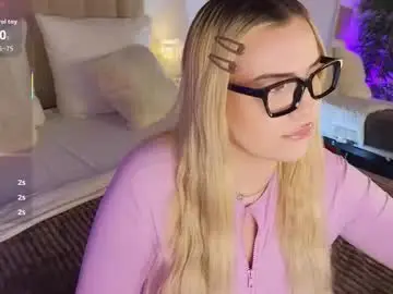 Kiliananoir  live sex cam