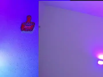 Moni_risitos  live sex cam