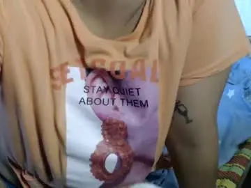 Naughtytrisha69  live sex cam