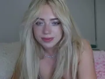 Navyblair  live sex cam
