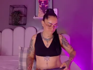 Noeliasaenz  live sex cam