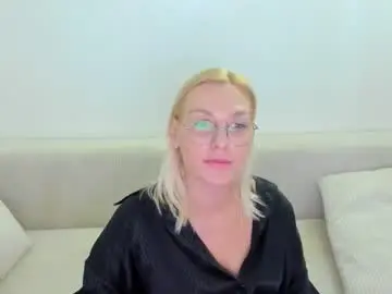 Oeigesmik  live sex cam