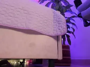 Samantaa_roberts1  live sex cam