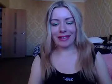 Softy_aura  live sex cam