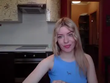 Softy_aura  live sex cam