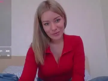 Softy_aura  live sex cam