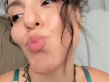 Valerie777moonrise  live sex cam