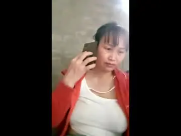 Vietnam_sexxy  live sex cam