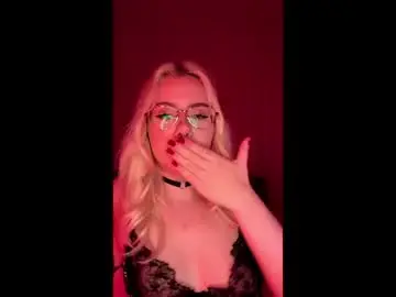 Astral_bite  live sex cam
