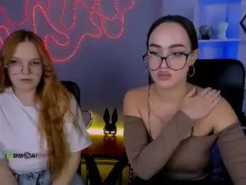 Ava_gllow  live sex cam