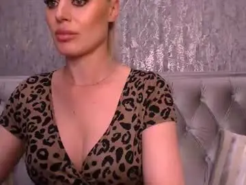 Blondiestarxxx  live sex cam