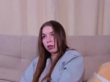 Charlinemanke  live sex cam