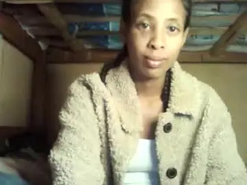 Cindyx69q  live sex cam