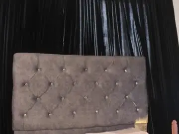 Daphneglas  live sex cam