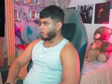 Draculaura_x  live sex cam