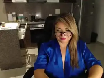 Esperanza86_  live sex cam