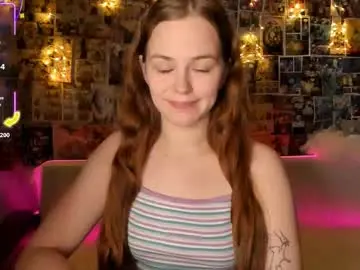 Fox_lisaaa  live sex cam