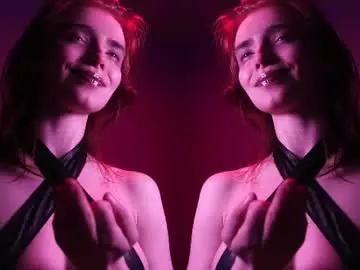 Ginger_hugs  live sex cam