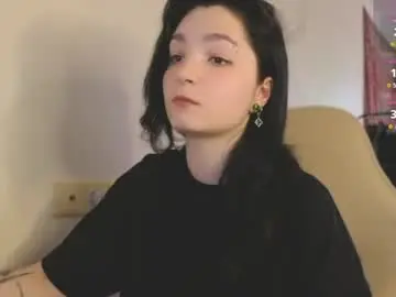 Luna_moon13  live sex cam