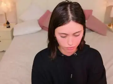 Lunaa_baby_girl  live sex cam