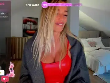 Milfblondy  live sex cam