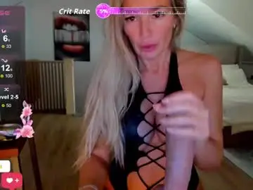Milfblondy  live sex cam