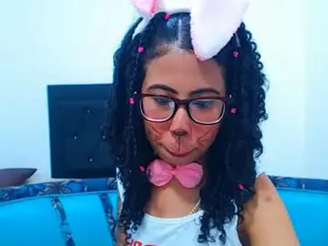 Saracutt  live sex cam