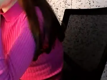 Vanillakisss  live sex cam