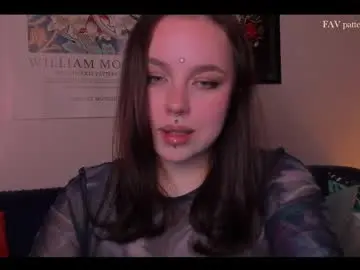 Varvaraola  live sex cam