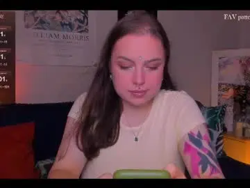 Varvaraola  live sex cam