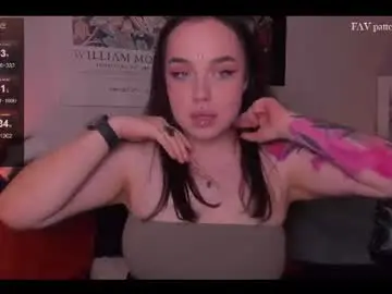 Varvaraola  live sex cam