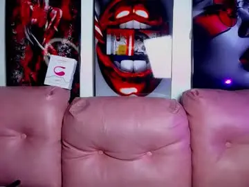 Alaiabluecs  live sex cam