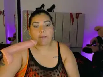 Andreaakinky  live sex cam