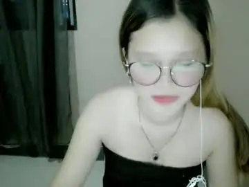 Bombya_yaya  live sex cam