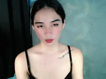 Emelyn_fuckdoll  live sex cam