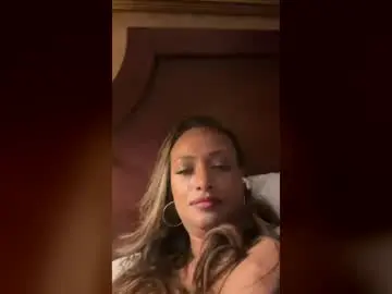 Goddessalayna2424  live sex cam