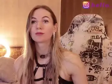 Hello_lisha  live sex cam