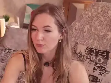 Hello_lisha  live sex cam
