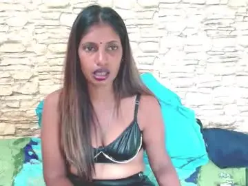Indianhunnie69  live sex cam