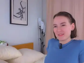 Joancrumpton  live sex cam